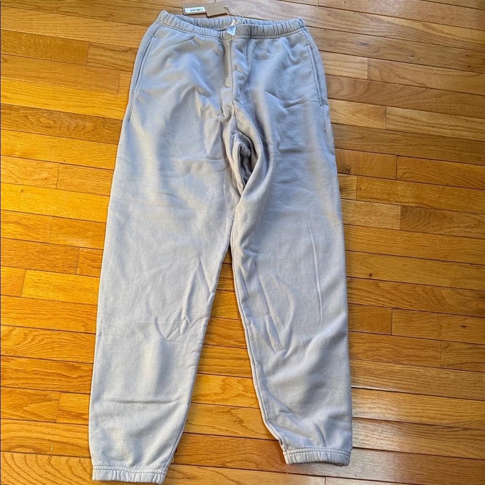 SKIMS Oyster Color Jogger Pants